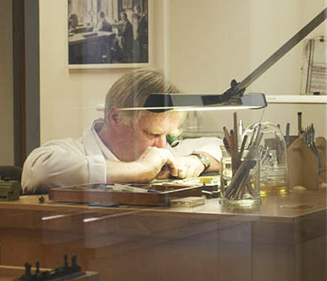 全程透明_爱彼售后服务中心